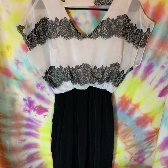 Women’s blouse/skirt one piece - Picture 2 of 3